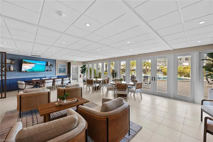 3420 Gulf Shore Blvd N # 56, Naples Fl 34103