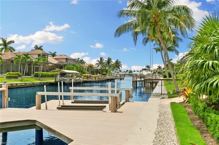Jetski platform lift