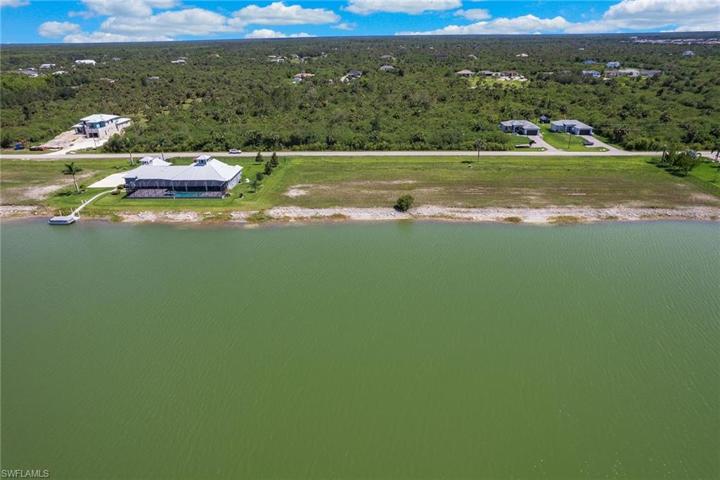 515 Shady Hollow BLVD W, NAPLES FL 34120