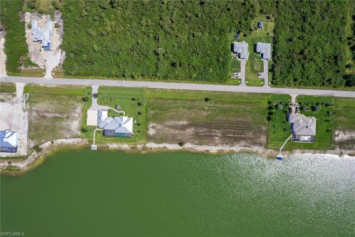 515 Shady Hollow BLVD W, NAPLES FL 34120
