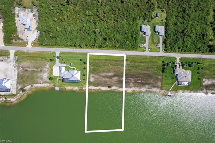 515 Shady Hollow BLVD W, NAPLES FL 34120
