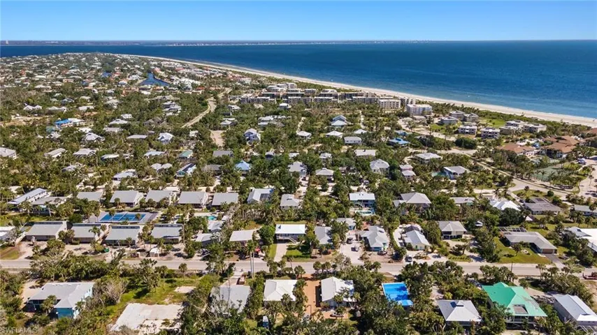 Aerial View/East End