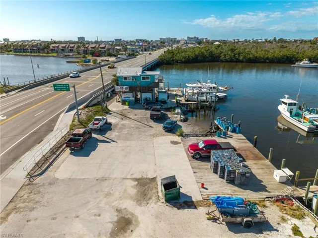 18850 San Carlos Blvd, Fort Myers Beach, Florida 33931