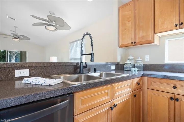 7551 Key Deer Ct, Fort Myers, Florida 33966