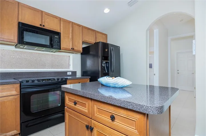 7551 Key Deer Ct, Fort Myers, Florida 33966