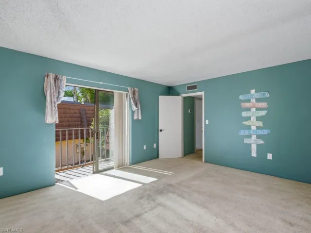 5247 Cedarbend Dr 2, Fort Myers, Florida 33919