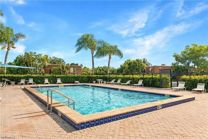 5247 Cedarbend Dr 2, Fort Myers, Florida 33919