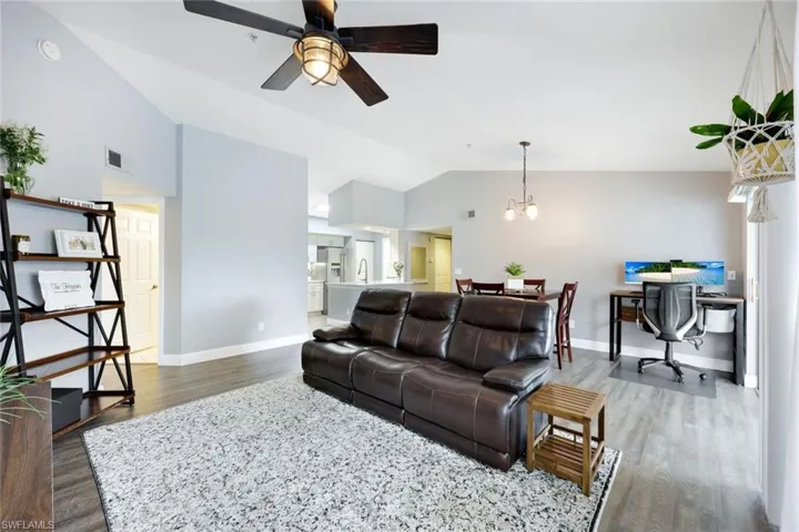 4670  Saint Croix  LN, Naples, FL 34109