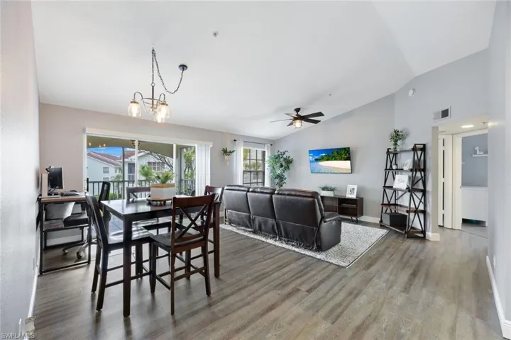 4670  Saint Croix  LN, Naples, FL 34109