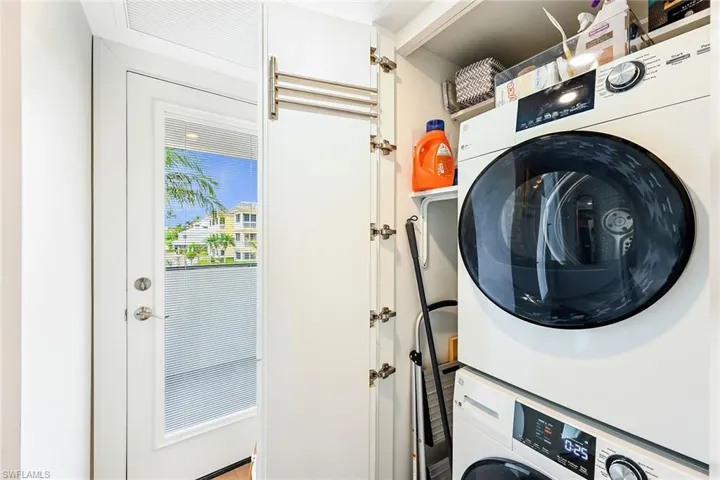 Washer / Dryer in Unit