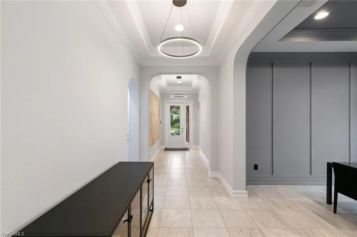 9240  Glenforest  DR, Naples, FL 34120