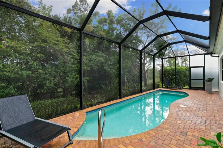 9240  Glenforest  DR, Naples, FL 34120