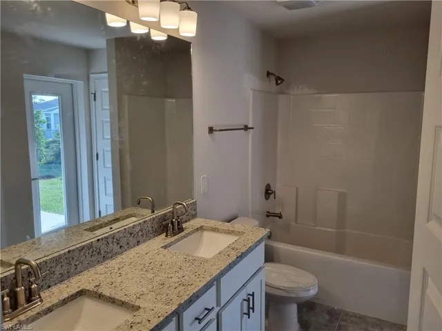 2402 NW 12th  TER, Cape Coral, FL 33993