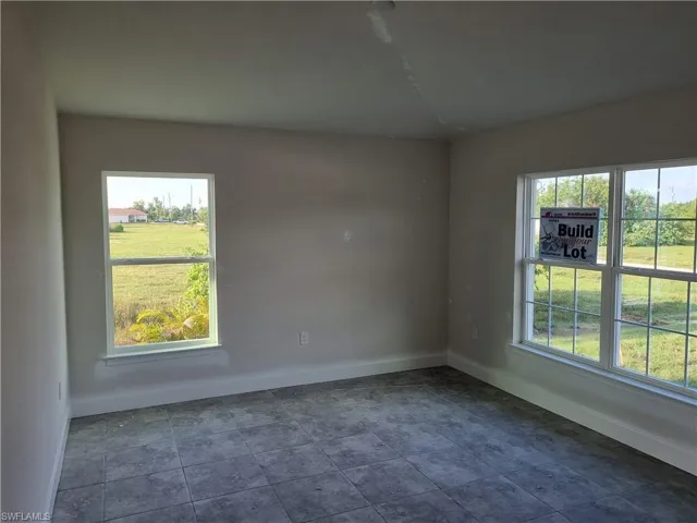 2402 NW 12th  TER, Cape Coral, FL 33993