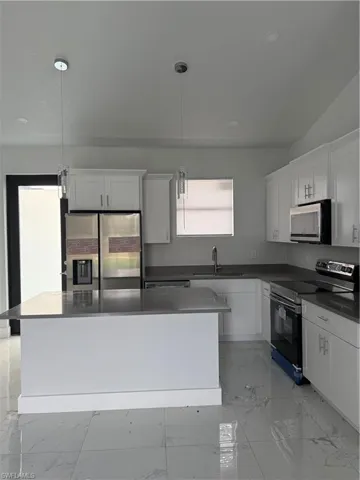 2513  62nd W ST, Lehigh Acres, FL 33971