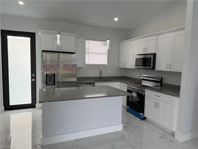 2513  62nd W ST, Lehigh Acres, FL 33971