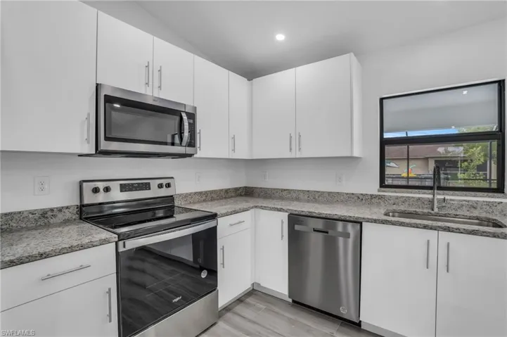 1916 NW 26th  AVE, Cape Coral, FL 33993