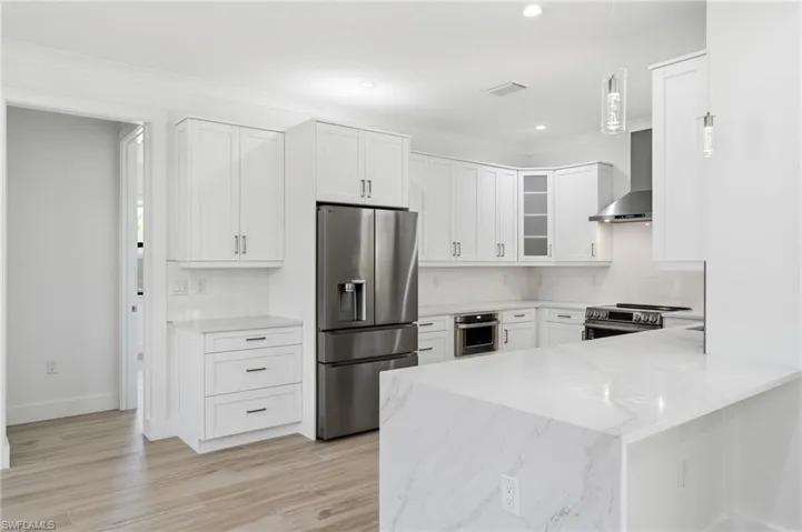 1200 Samoa Ave, Marco Island, Florida 34145