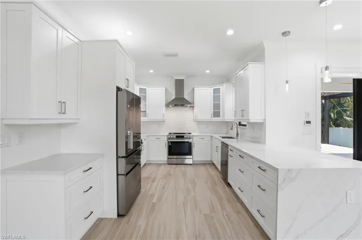 1200 Samoa Ave, Marco Island, Florida 34145