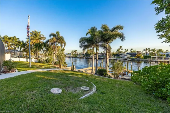 Walk way to dock