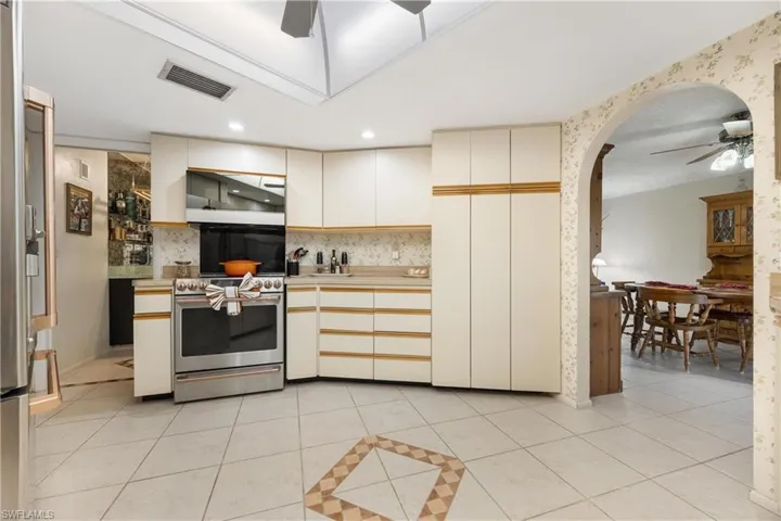 Stove,Oven,Microwave ADA Compliant with Wifi
