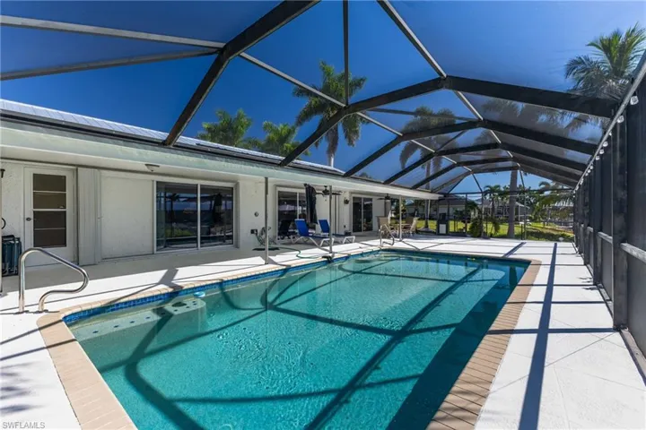 1626 Se 11th Ter, Cape Coral, Florida 33990