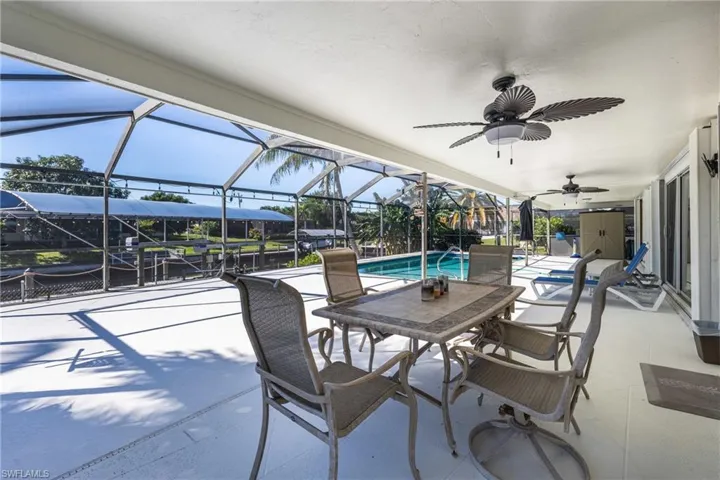 1626 Se 11th Ter, Cape Coral, Florida 33990