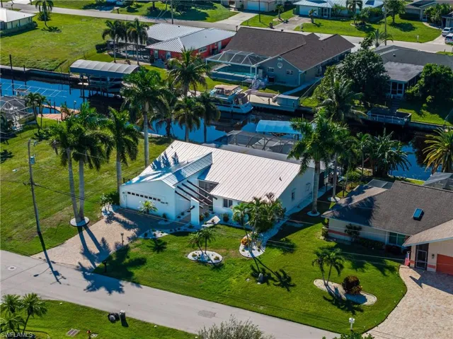 1626 Se 11th Ter, Cape Coral, Florida 33990
