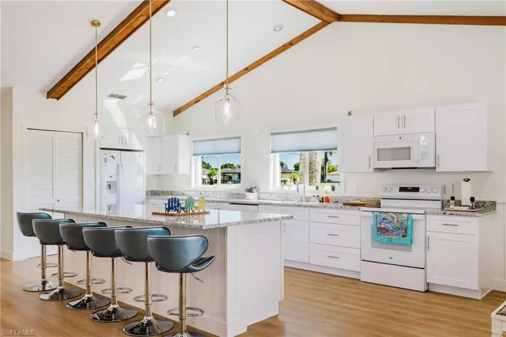 1626 Se 11th Ter, Cape Coral, Florida 33990