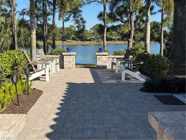 View of front of home with a front lawn