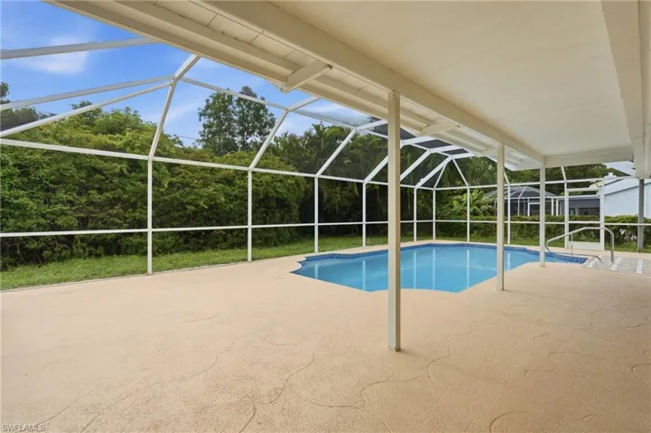 8931 Andover St, Fort Myers, Florida 33907