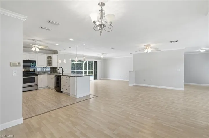 8931 Andover St, Fort Myers, Florida 33907