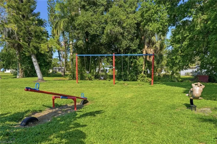8931 Andover St, Fort Myers, Florida 33907