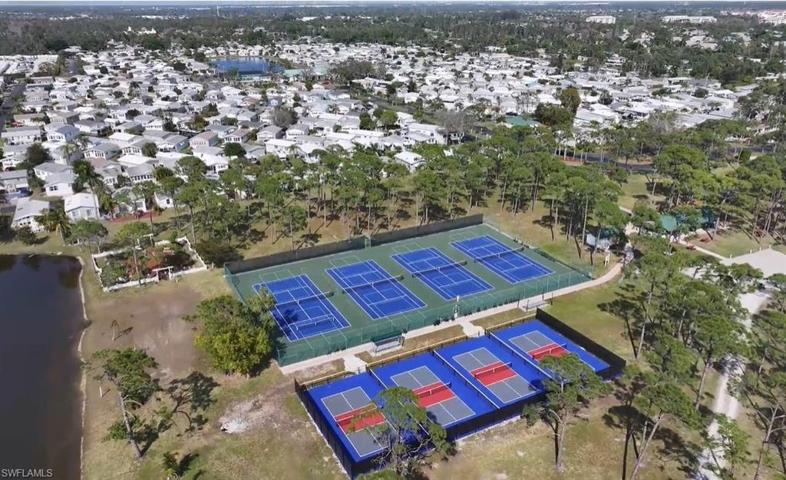 4620  Candlestick E CT, Estero, FL 33928