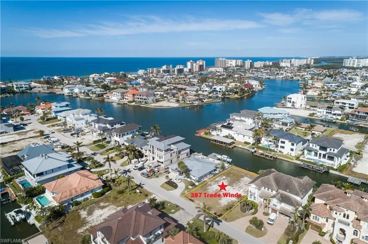 387 TRADE WINDS AVE