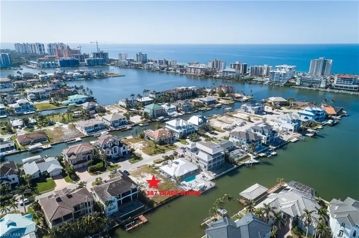 387 Trade Winds Ave, Naples, Florida 34108