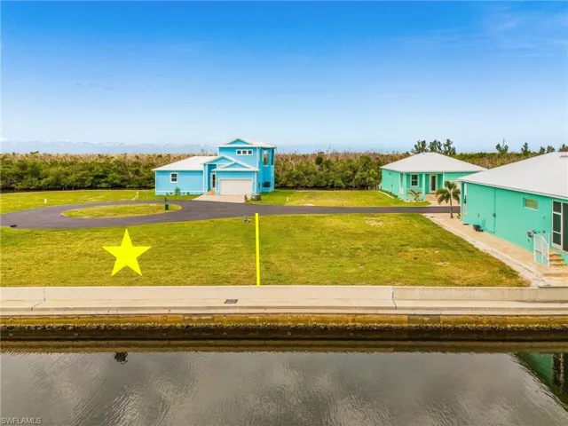 2990 Trawler Ln, St. James City, Florida 33956