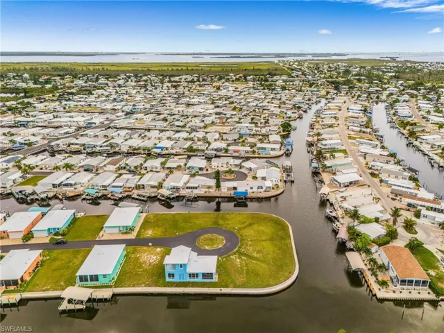 2990 Trawler Ln, St. James City, Florida 33956