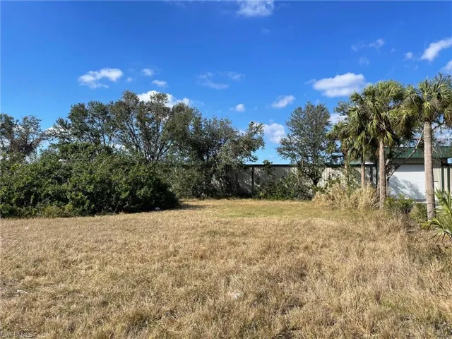 2309 NE 6th  ST, Cape Coral, FL 33909
