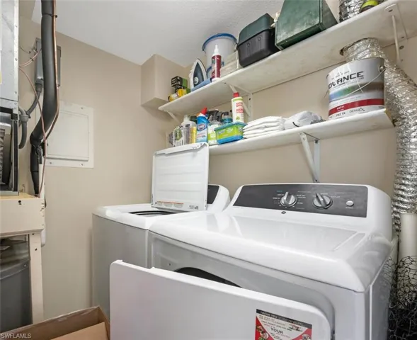 2800 Gulf Shore Blvd N 304, Naples, Florida 34103