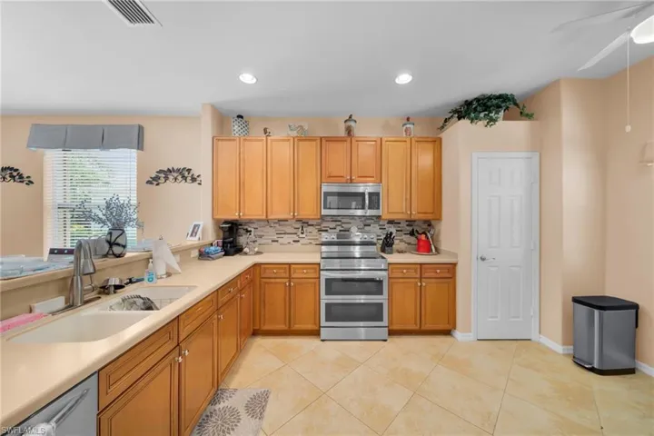 13058 Sail Away St, North Fort Myers, Florida 33903