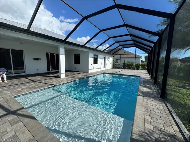 1120 Nw 42nd Pl, Cape Coral, Florida 33993