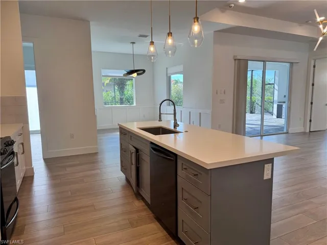 1120 Nw 42nd Pl, Cape Coral, Florida 33993