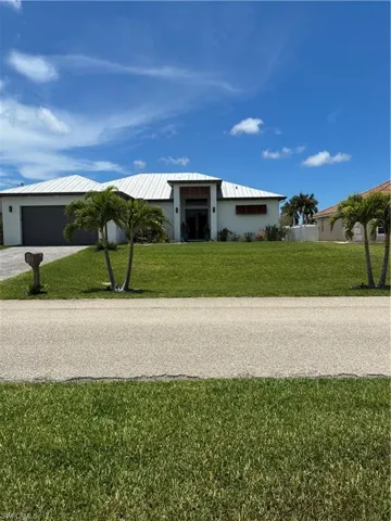 1120 Nw 42nd Pl, Cape Coral, Florida 33993
