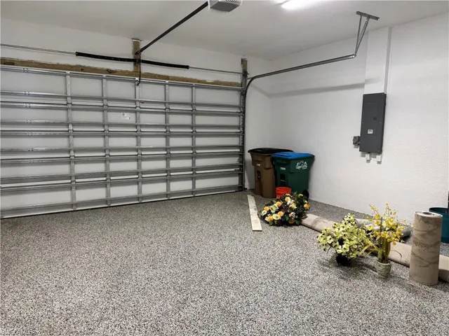 1120 Nw 42nd Pl, Cape Coral, Florida 33993