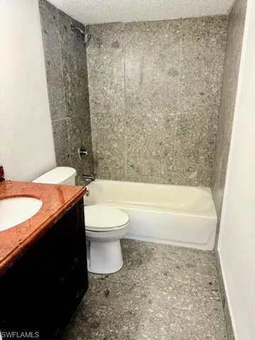 169 Santa Clara Dr 11, Naples, Florida 34104
