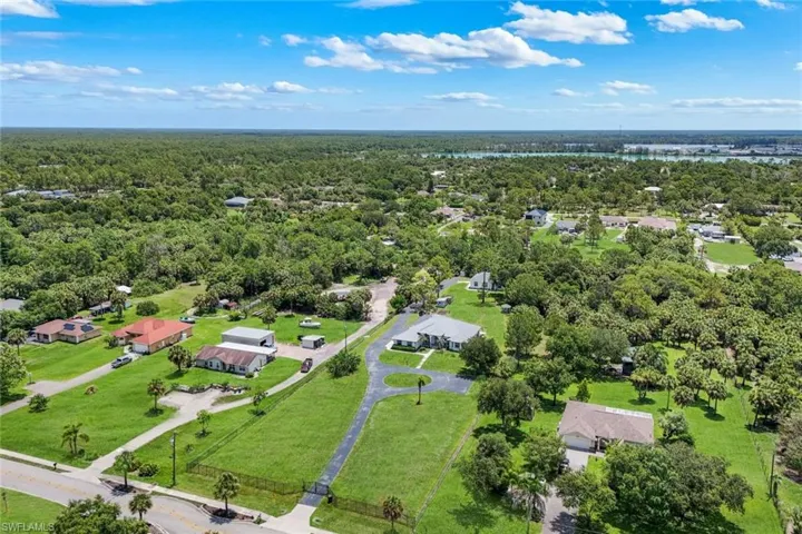 1160 13th St Sw, Naples, Florida 34117