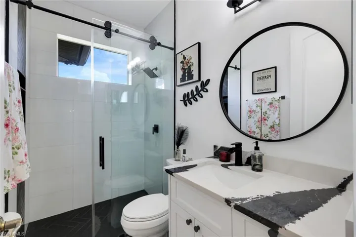 1160 13th St Sw, Naples, Florida 34117