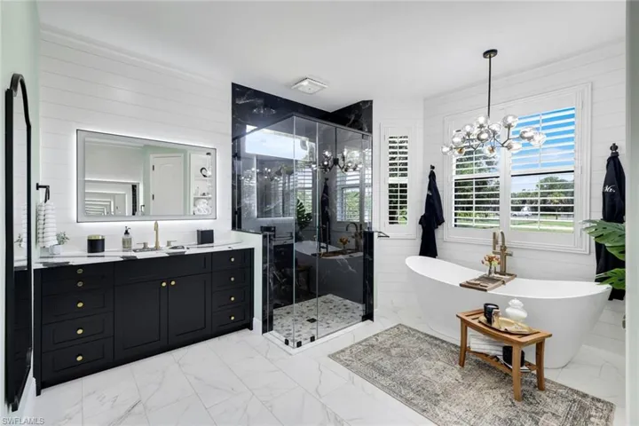 1160 13th St Sw, Naples, Florida 34117