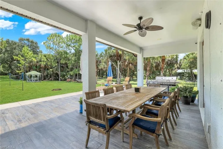 1160 13th St Sw, Naples, Florida 34117